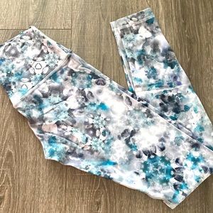 Lululemon size 4 28” align tights